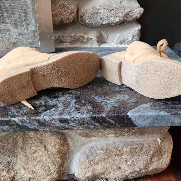 Indigo Rd. Tan Suede Lace Up Round Toe Booties Size 7M - Picture 12 of 15